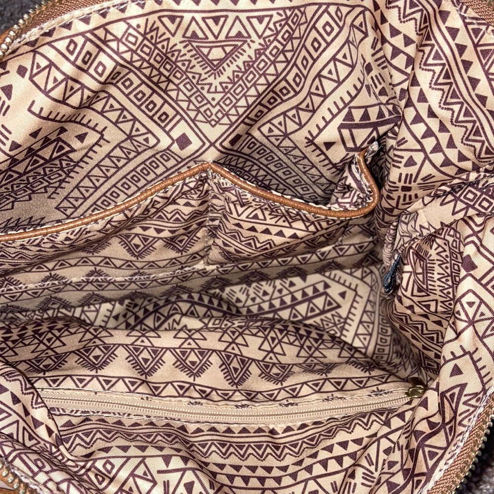 Rich, Supple, Brown Genuine-Leather Fringed Shoulder Bag - Picture 7 of 10
